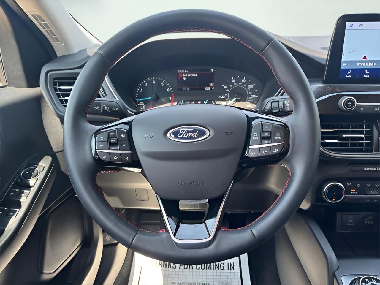 Used 2022 Ford Escape SEL w/ SEL Stealth AWD Package image 12