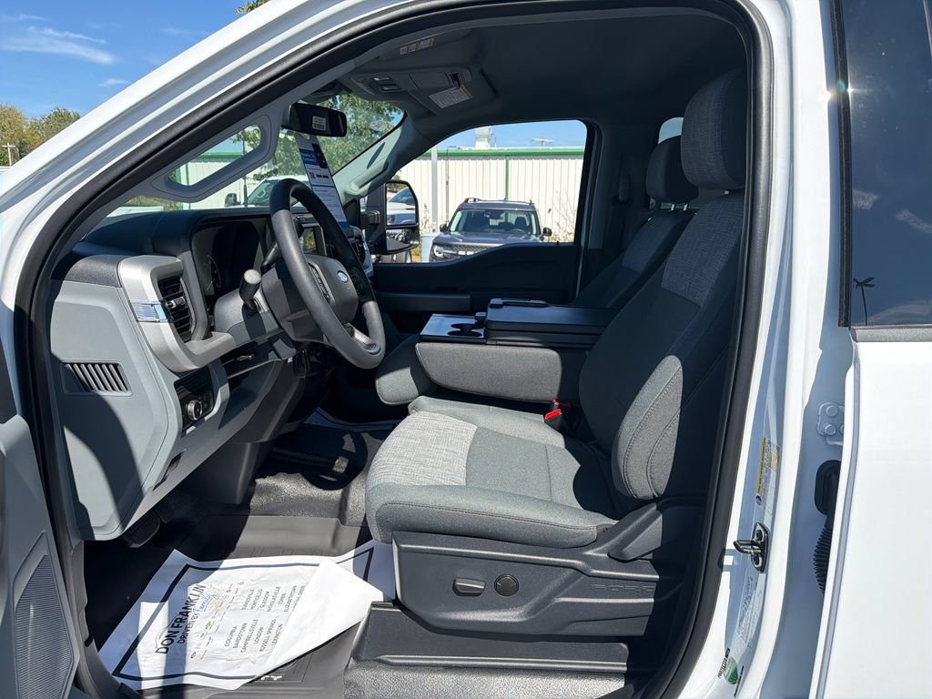 New 2027 Ford F350 XLT AWD/4WD image 13