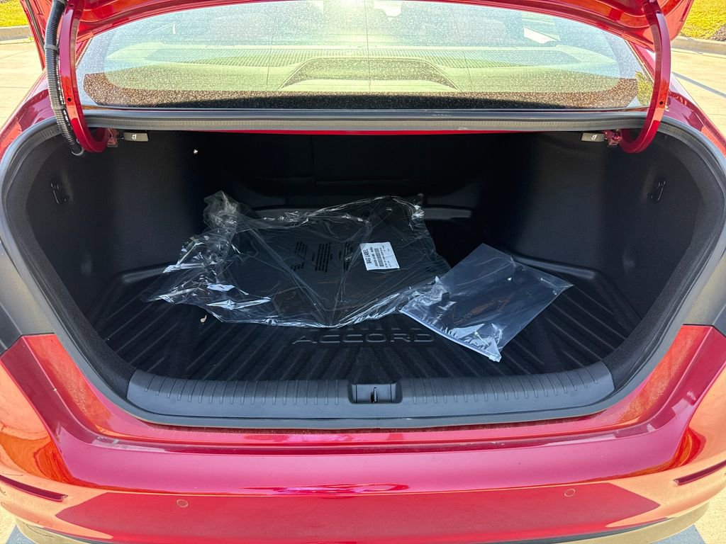 Certified 2025 Honda Accord EX-L image 32