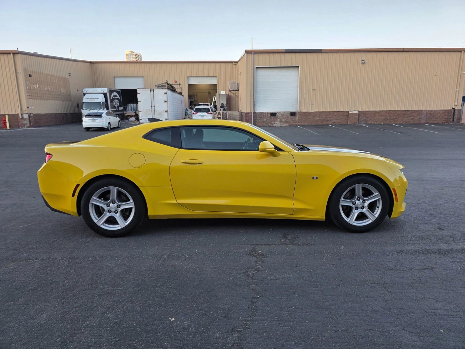 Used 2016 Chevrolet Camaro LT image 4