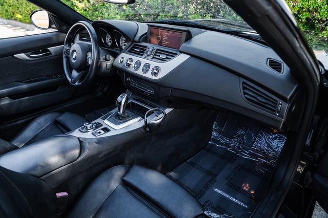 Used 2012 BMW Z4 sDrive35is image 20