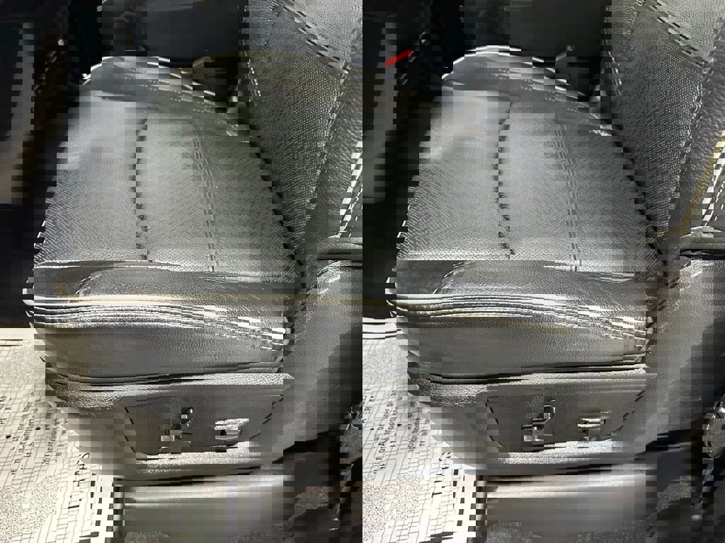 Used 2024 RAM 2500 Laramie image 14