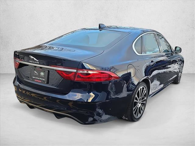 Certified 2024 Jaguar XF R-Dynamic SE image 5