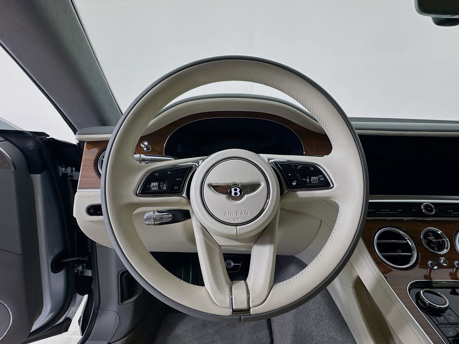 Used 2025 Bentley Continental GT Speed AWD/4WD image 12