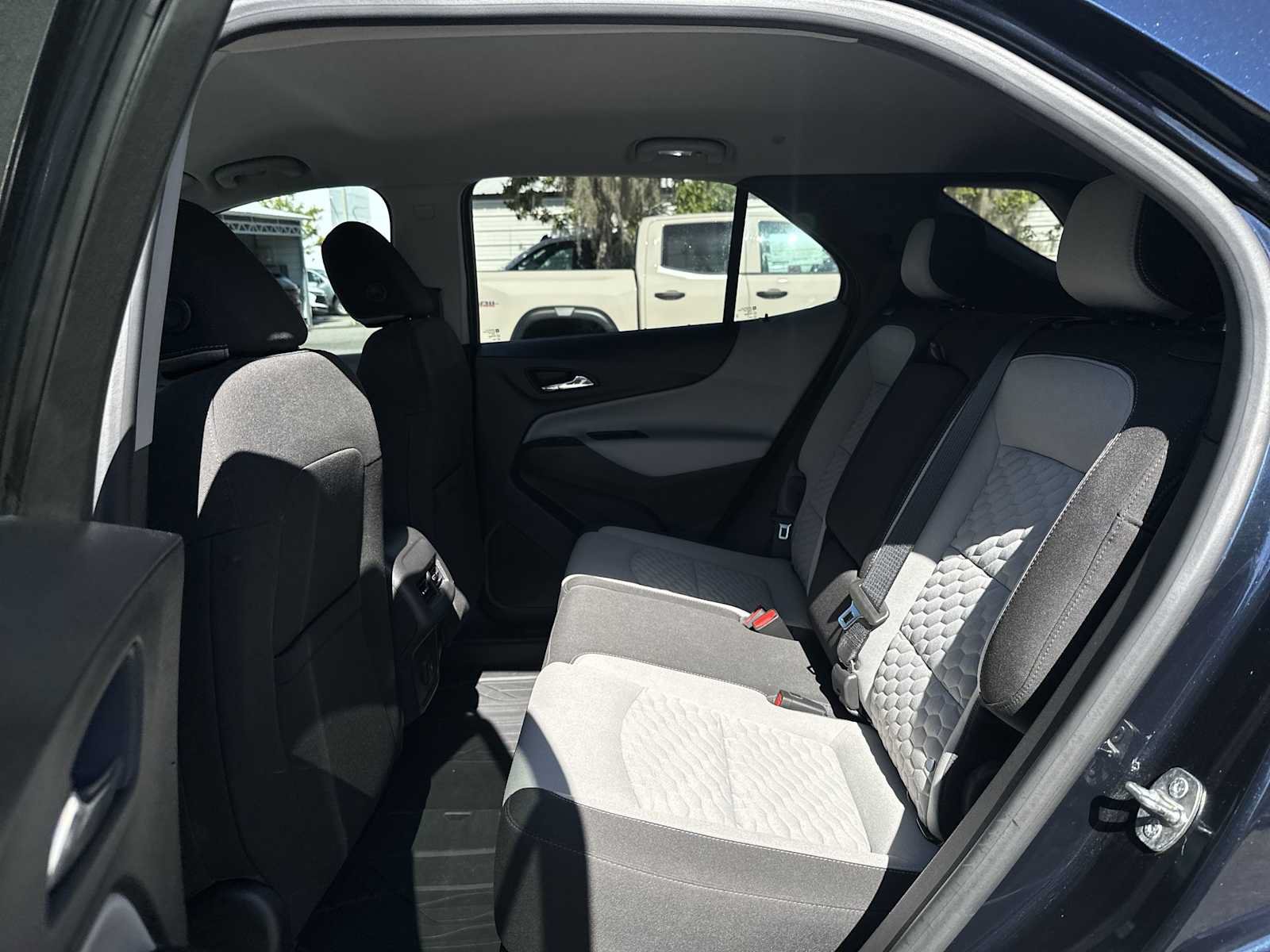 Certified 2021 Chevrolet Equinox LS w/ LS Convenience Package AWD/4WD image 17
