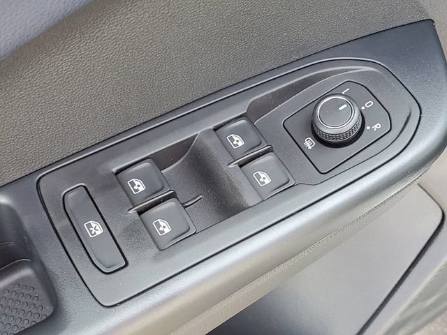 New 2026 Volkswagen Taos SEL AWD/4WD image 16