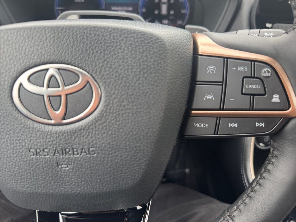 Used 2026 Toyota Grand Highlander AWD Hybrid image 30