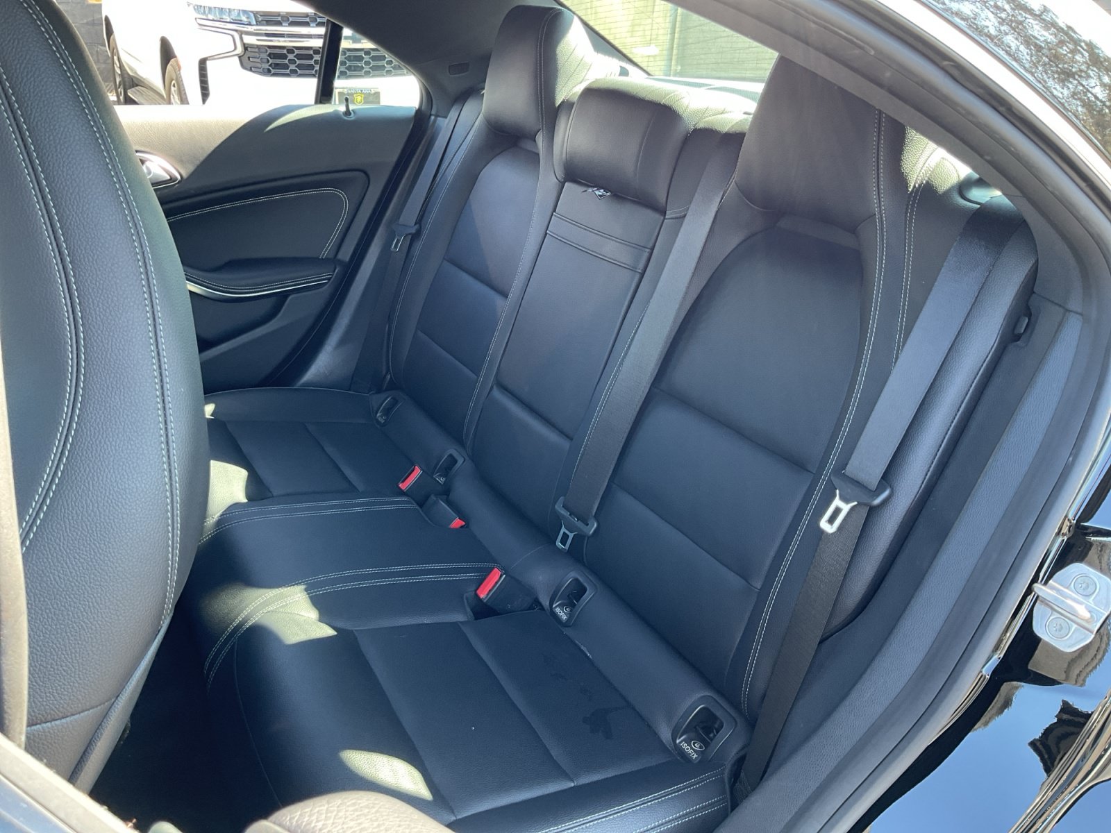 Used 2018 Mercedes-Benz CLA 250 w/ Premium Package image 18