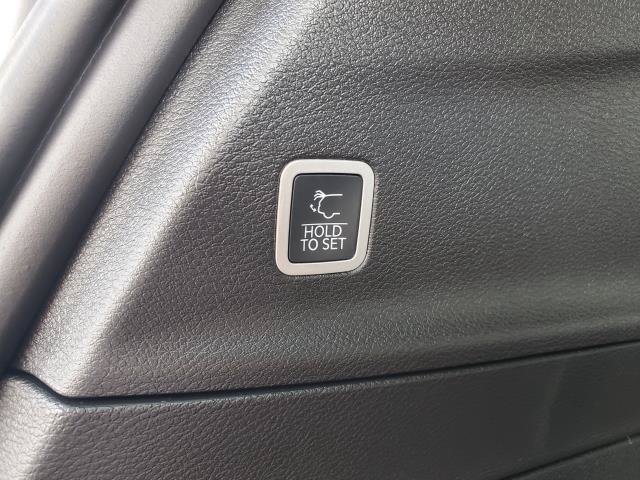 New 2027 Chrysler Pacifica Select AWD/4WD image 26