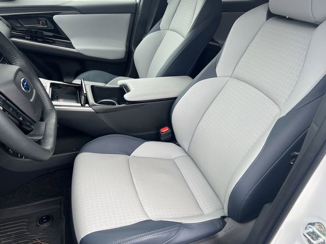 Certified 2025 Subaru Solterra AWD/4WD image 32