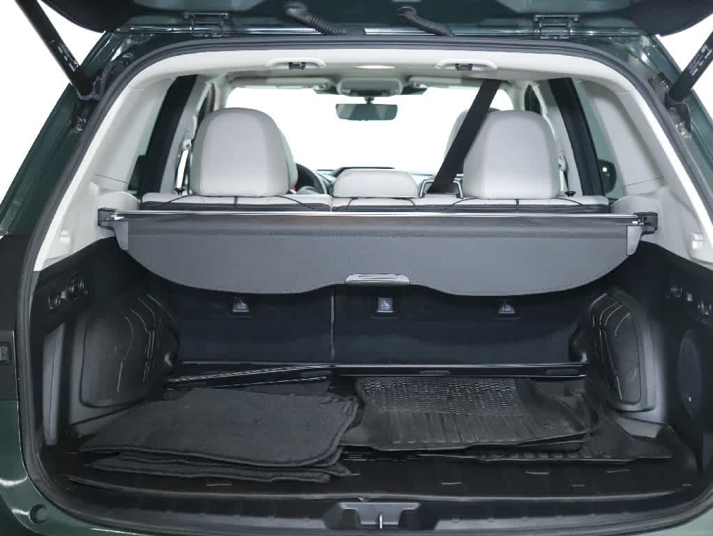 Used 2024 Subaru Forester Limited AWD/4WD image 32