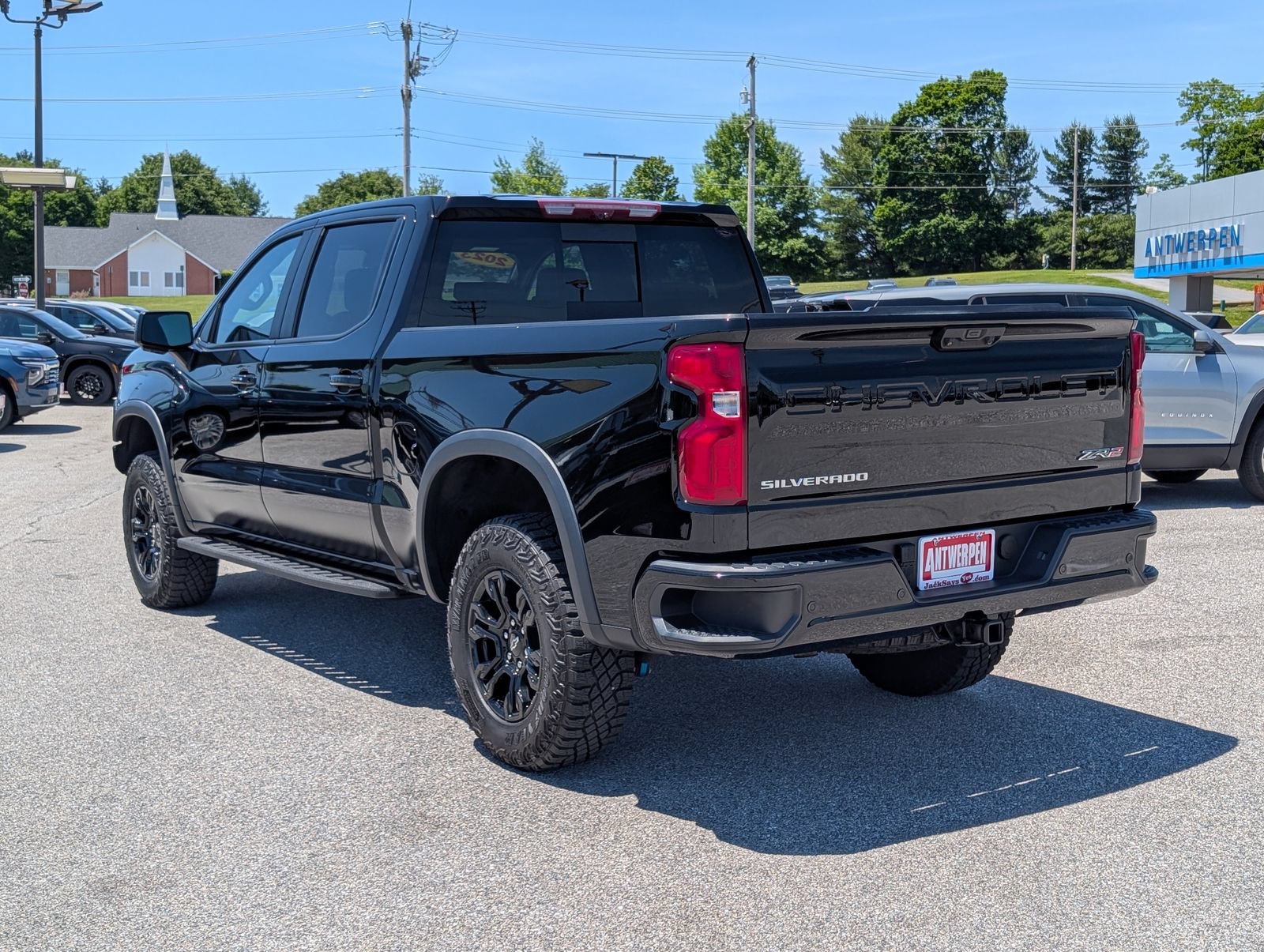 Used 2023 Chevrolet Silverado 1500 ZR2 w/ Technology Package AWD/4WD image 5