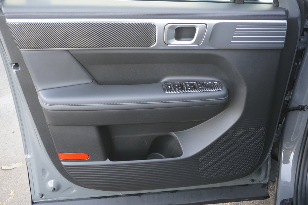 Used 2025 Hyundai Santa Fe SEL image 10