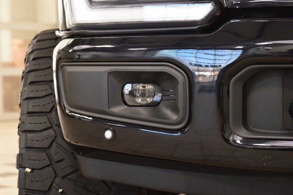 Used 2023 Ford F250 Lariat w/ Lariat Ultimate Package image 12