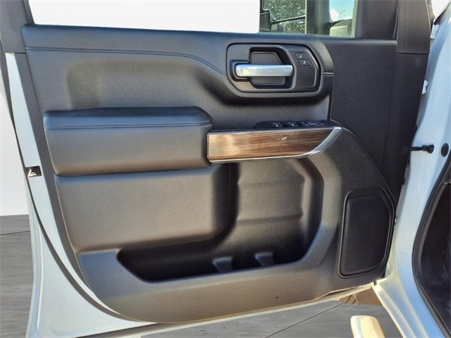 Used 2021 Chevrolet Silverado 3500 LT w/ Texas Edition image 19