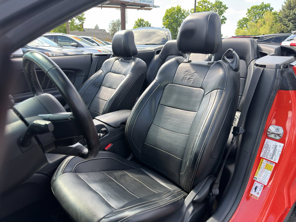 Used 2015 Ford Mustang GT Premium w/ Equipment Group 401A RWD image 14
