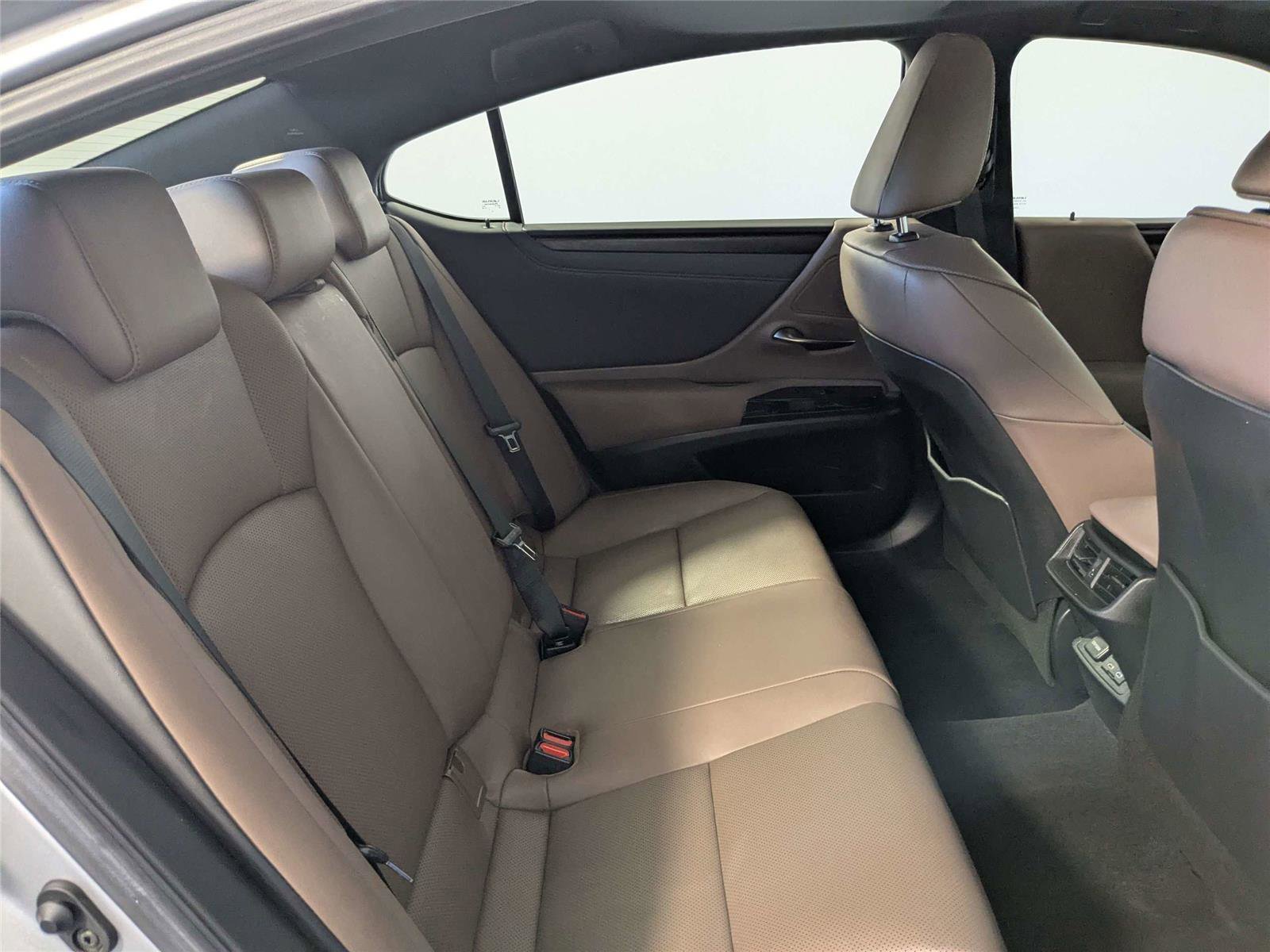 Used 2025 Lexus ES 350 w/ Premium Package FWD image 22