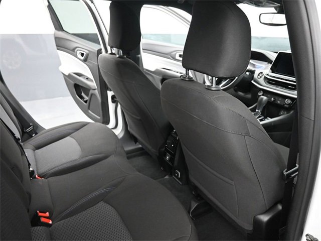 Used 2025 Jeep Compass Sport image 21