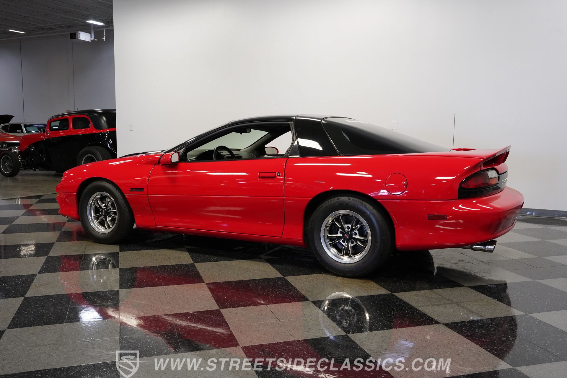 Used 2001 Chevrolet Camaro Z28 RWD image 9