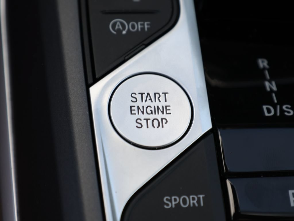Used 2025 BMW 230i Coupe RWD image 27