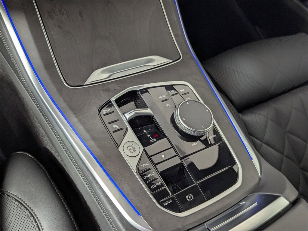 Used 2026 BMW X5 sDrive40i w/ M Sport Package image 26