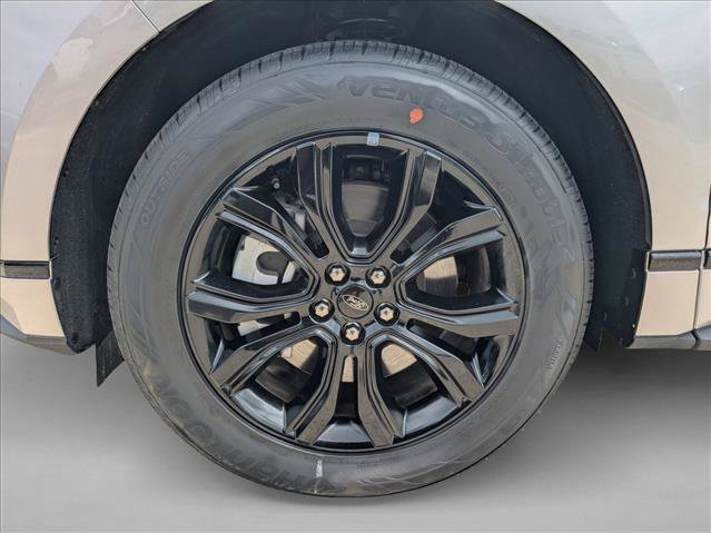 Used 2024 Ford Edge SE w/ Black Appearance Package AWD/4WD image 23