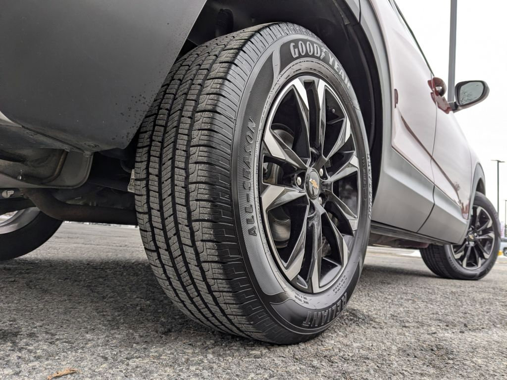 Certified 2021 Chevrolet TrailBlazer LT w/ Convenience Package image 37