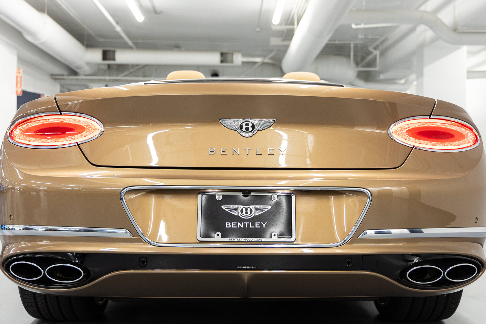 Used 2023 Bentley Continental GT Azure AWD/4WD image 25