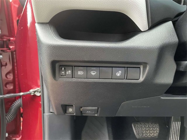 Used 2021 Toyota RAV4 XLE w/ XLE Grade Weather Package image 20