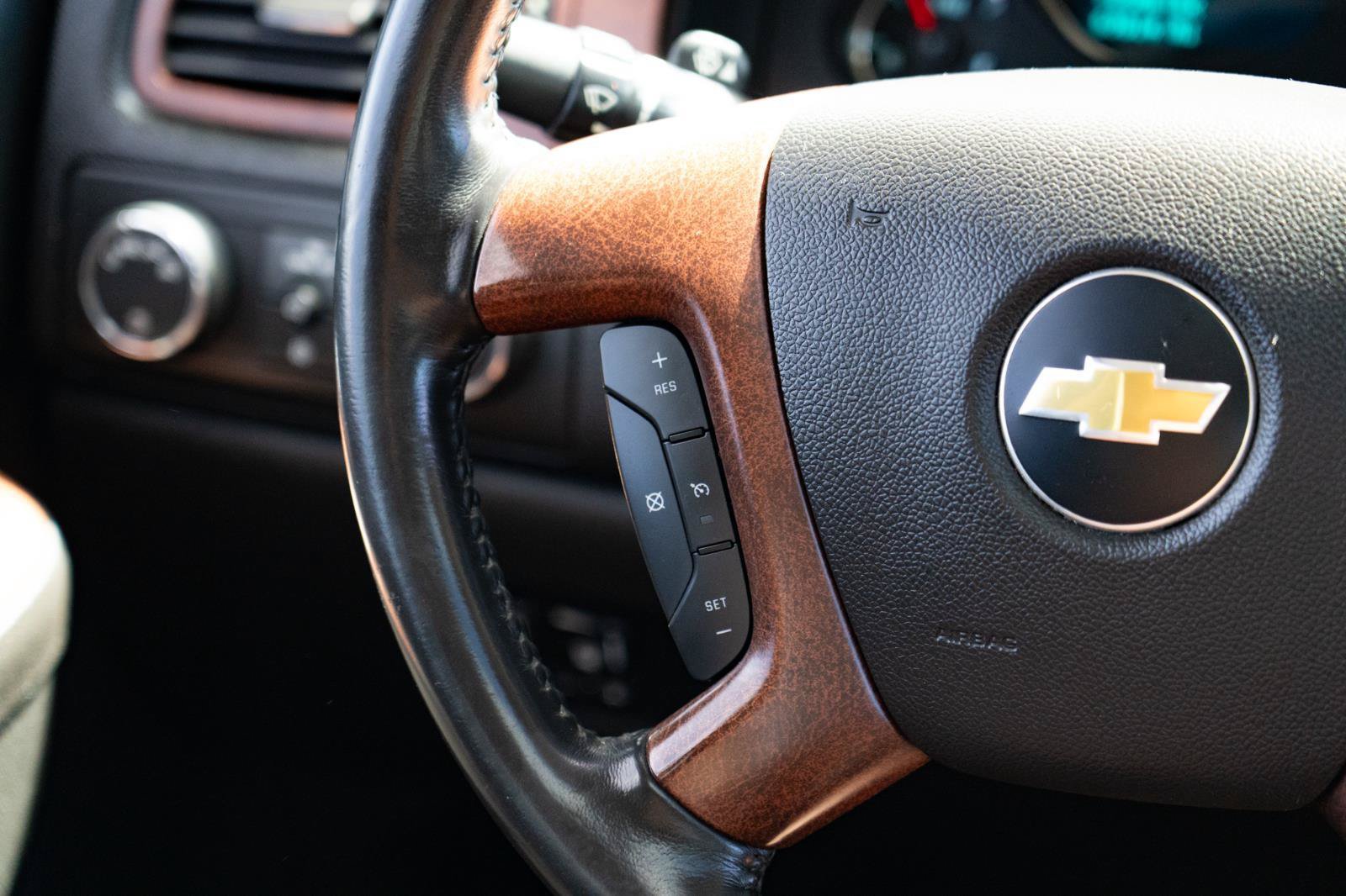 Used 2013 Chevrolet Silverado 2500 LTZ AWD/4WD image 24