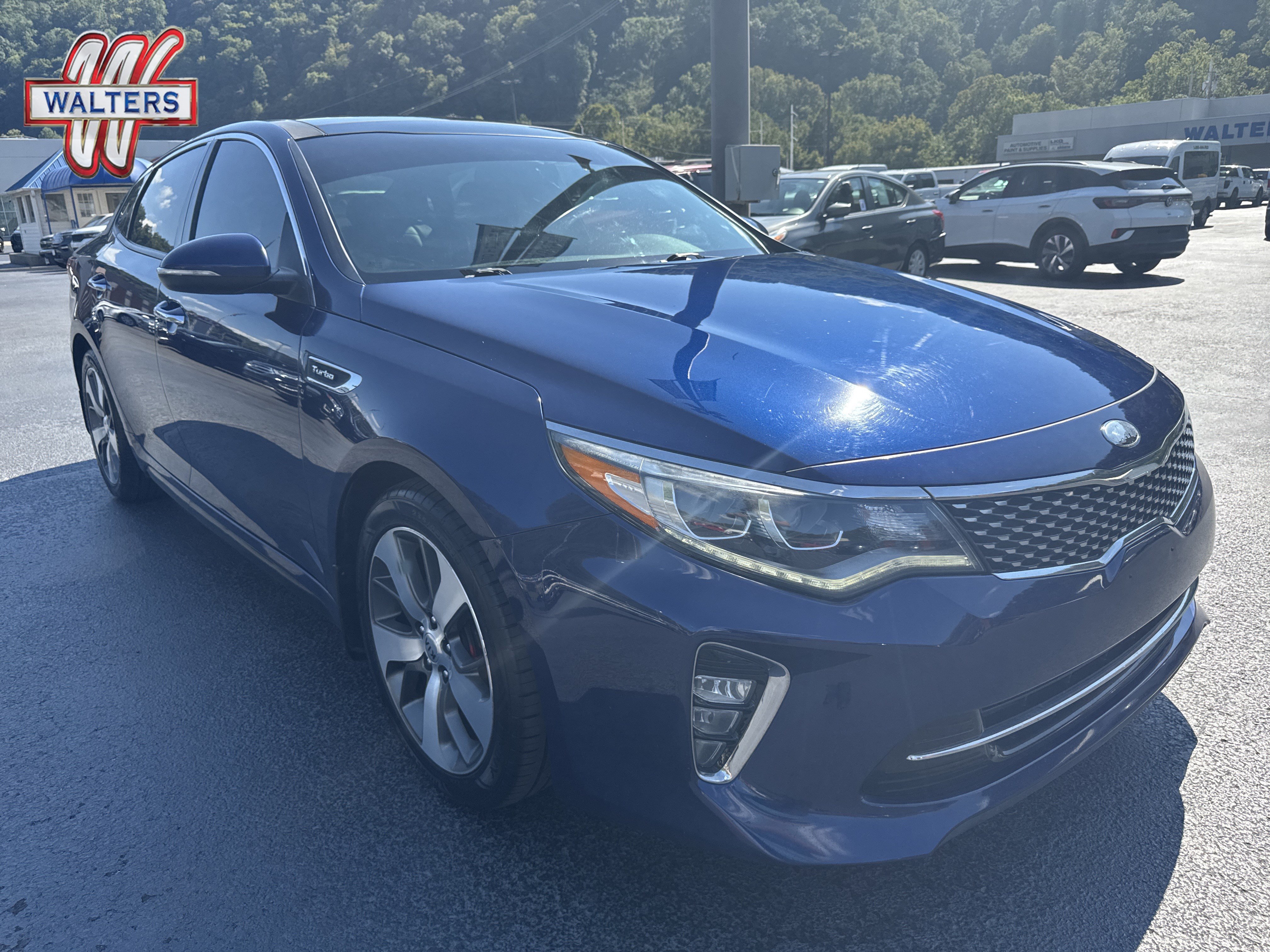 Used 2018 Kia Optima SX FWD image 1