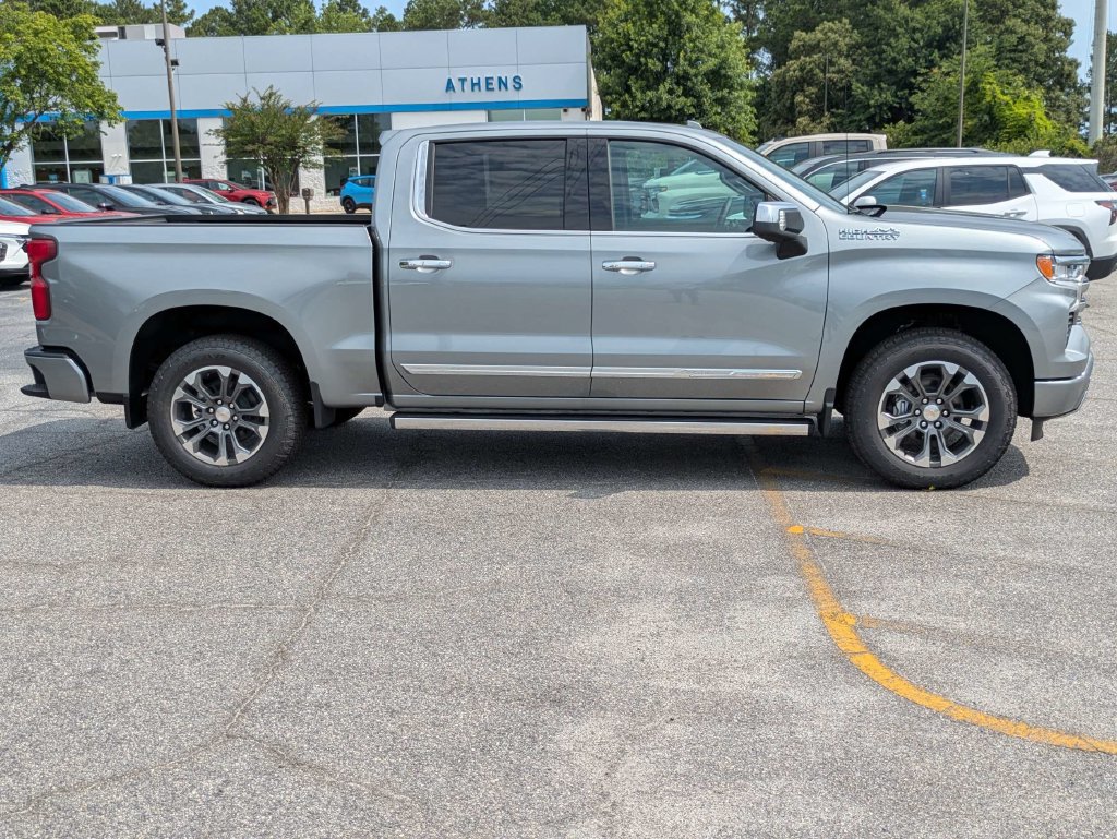 New 2026 Chevrolet Silverado 1500 High Country w/ Technology Package AWD/4WD image 3