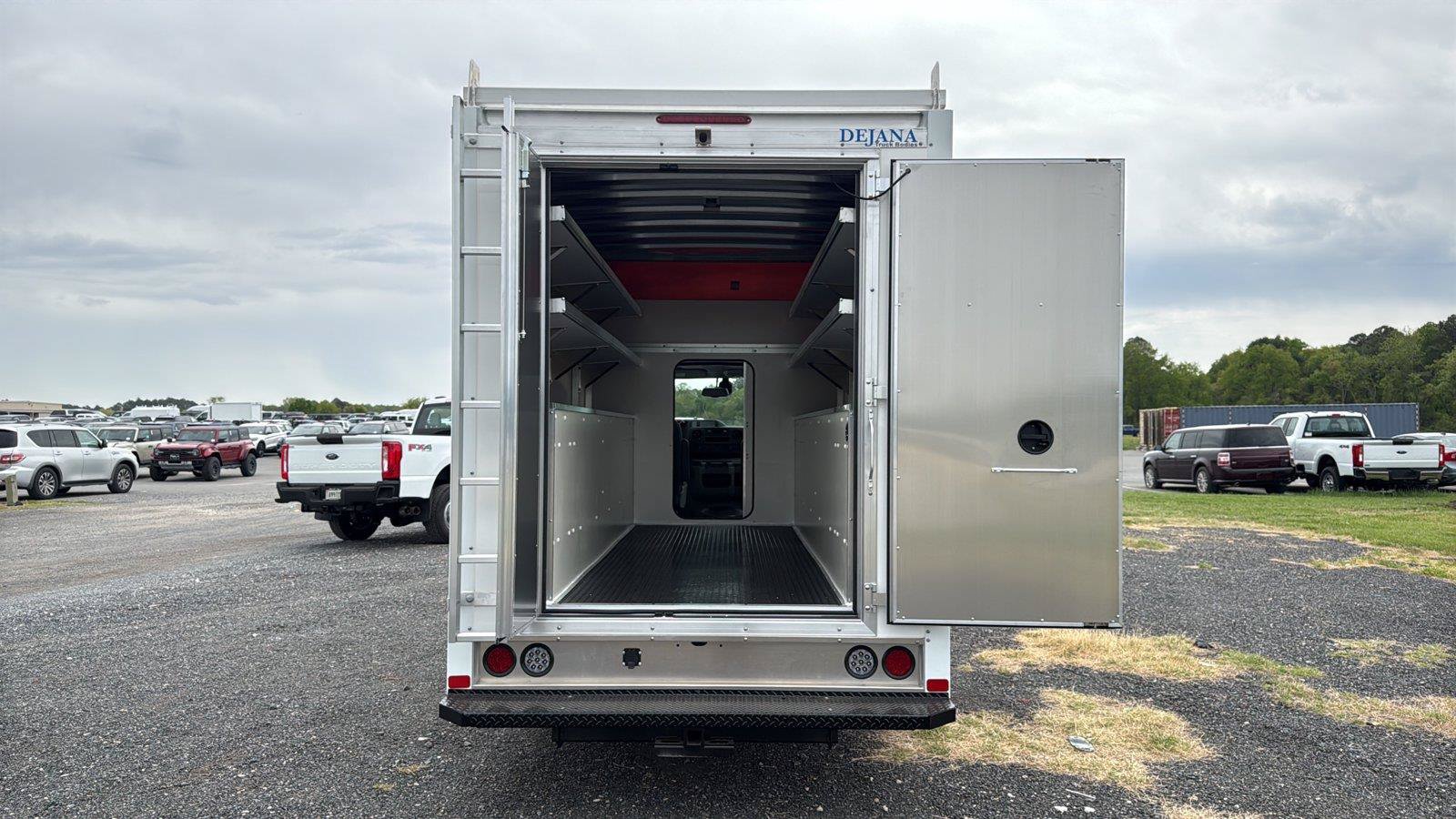 New 2027 Ford E-350 and Econoline 350 Super Duty w/ Power Equipment Group RWD image 9