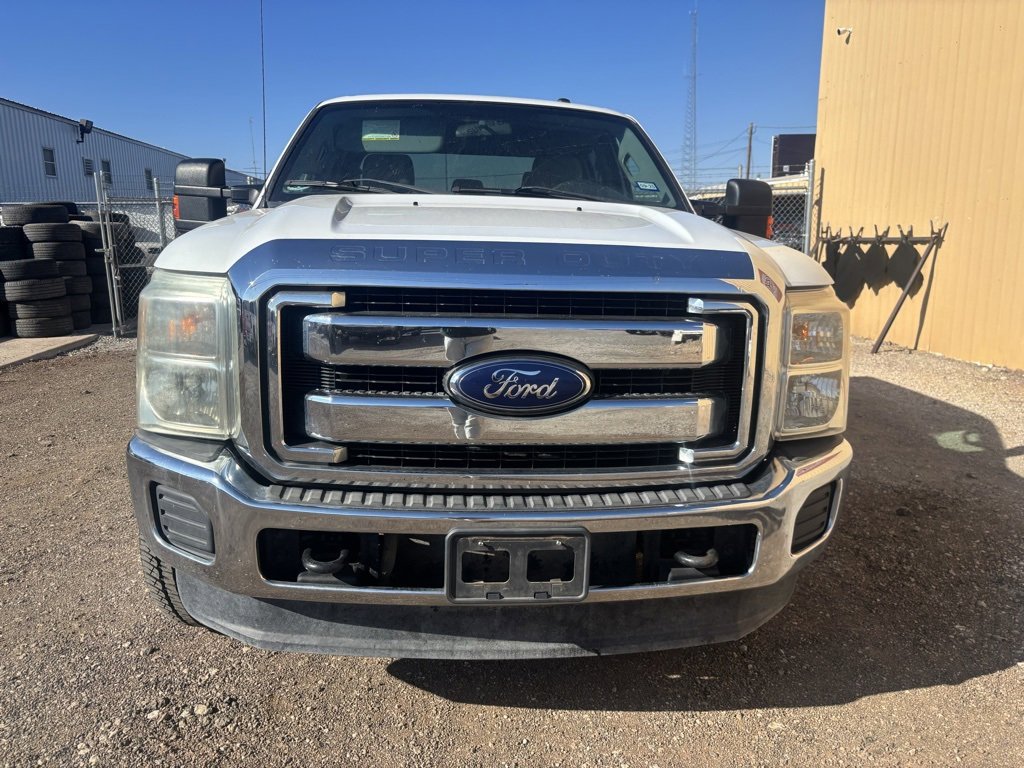 Used 2016 Ford F250 XLT image 2