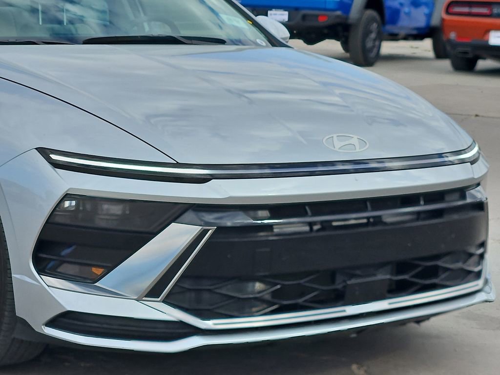 Used 2025 Hyundai Sonata SEL FWD image 7