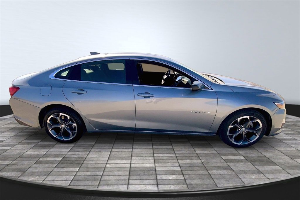 Used 2024 Chevrolet Malibu LT image 4