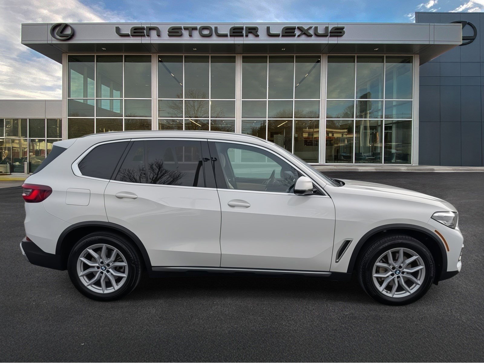Used 2022 BMW X5 sDrive40i video 2