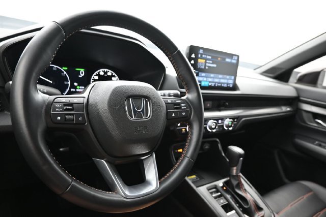 Used 2025 Honda CR-V Sport-L image 10