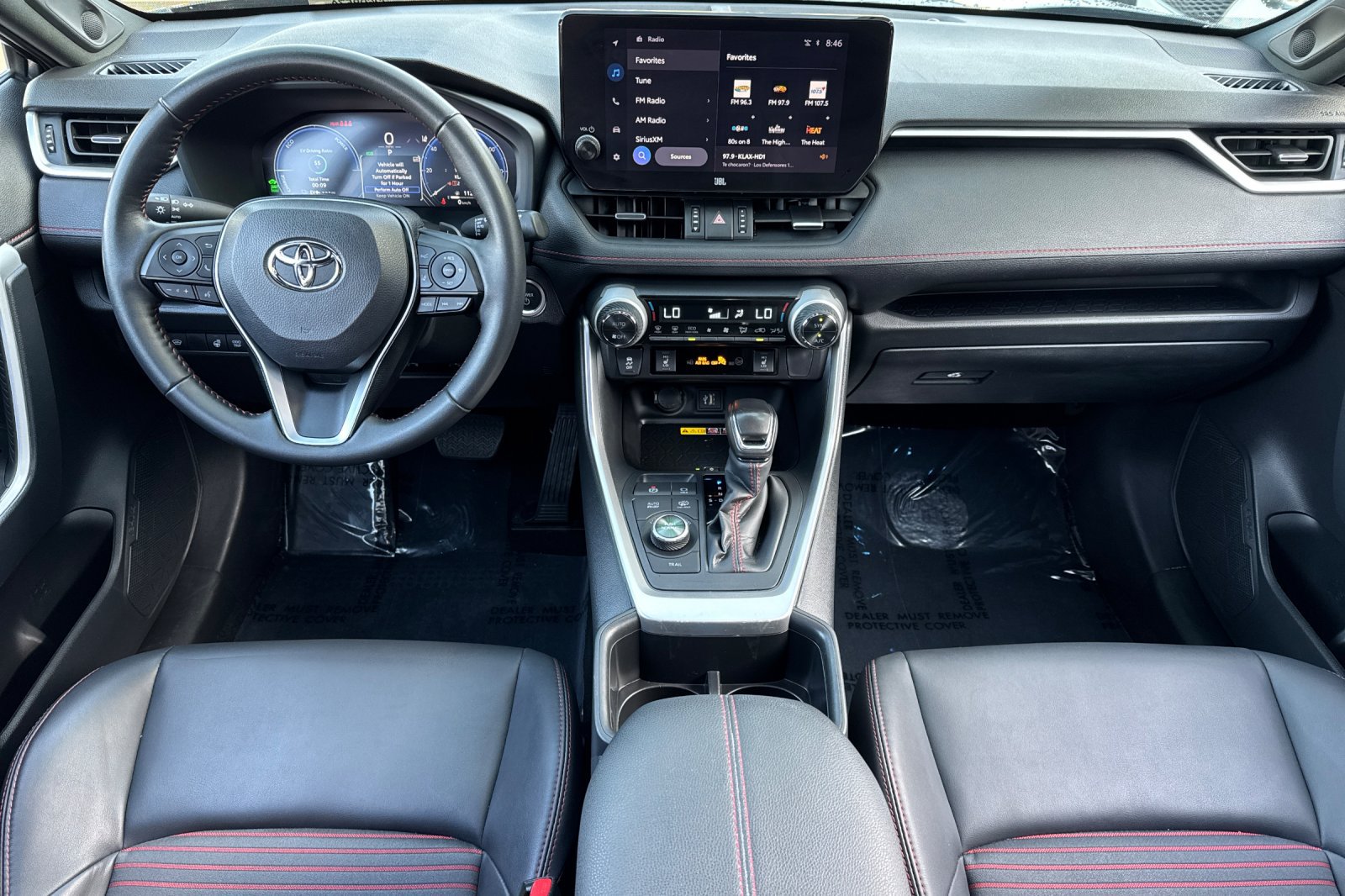 Used 2025 Toyota RAV4 XSE w/ Weather Package AWD/4WD image 13