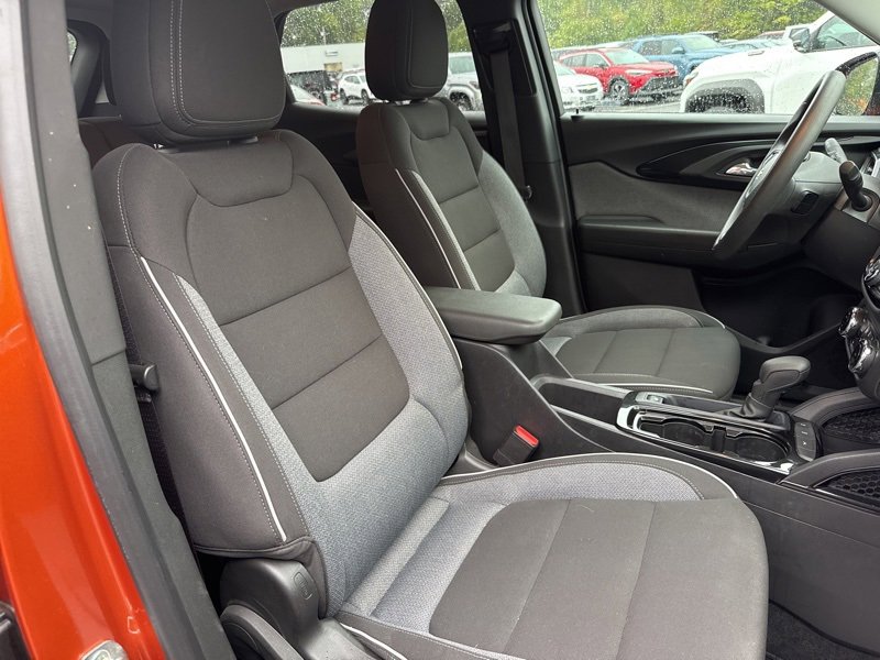 Used 2022 Chevrolet TrailBlazer LT w/ Convenience Package image 41