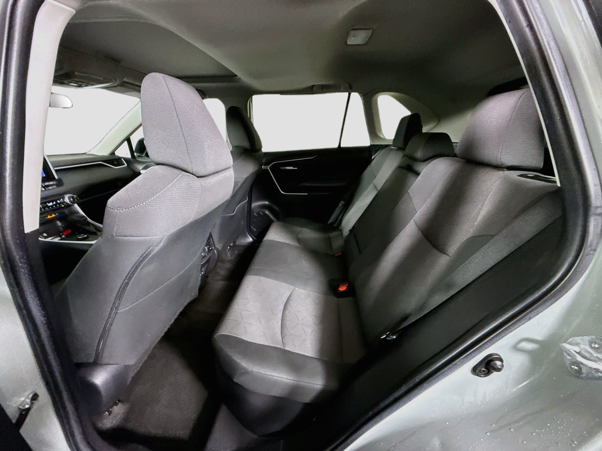 Used 2023 Toyota RAV4 XLE w/ Convenience Package AWD/4WD image 25