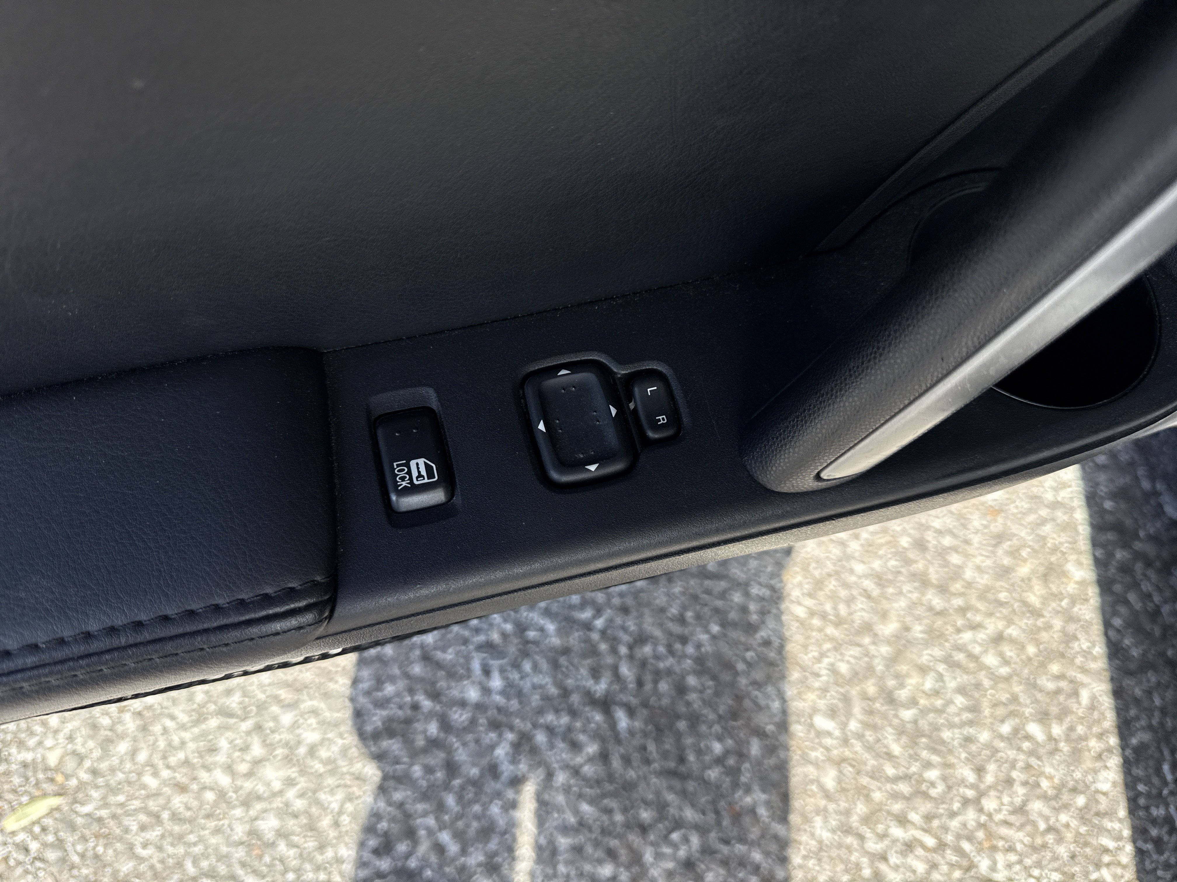 Used 2013 MAZDA MX-5 Miata Grand Touring RWD image 24