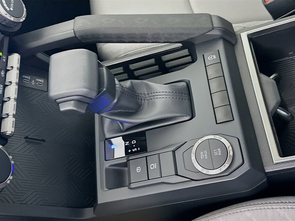 Certified 2025 Toyota Tacoma SR5 image 17