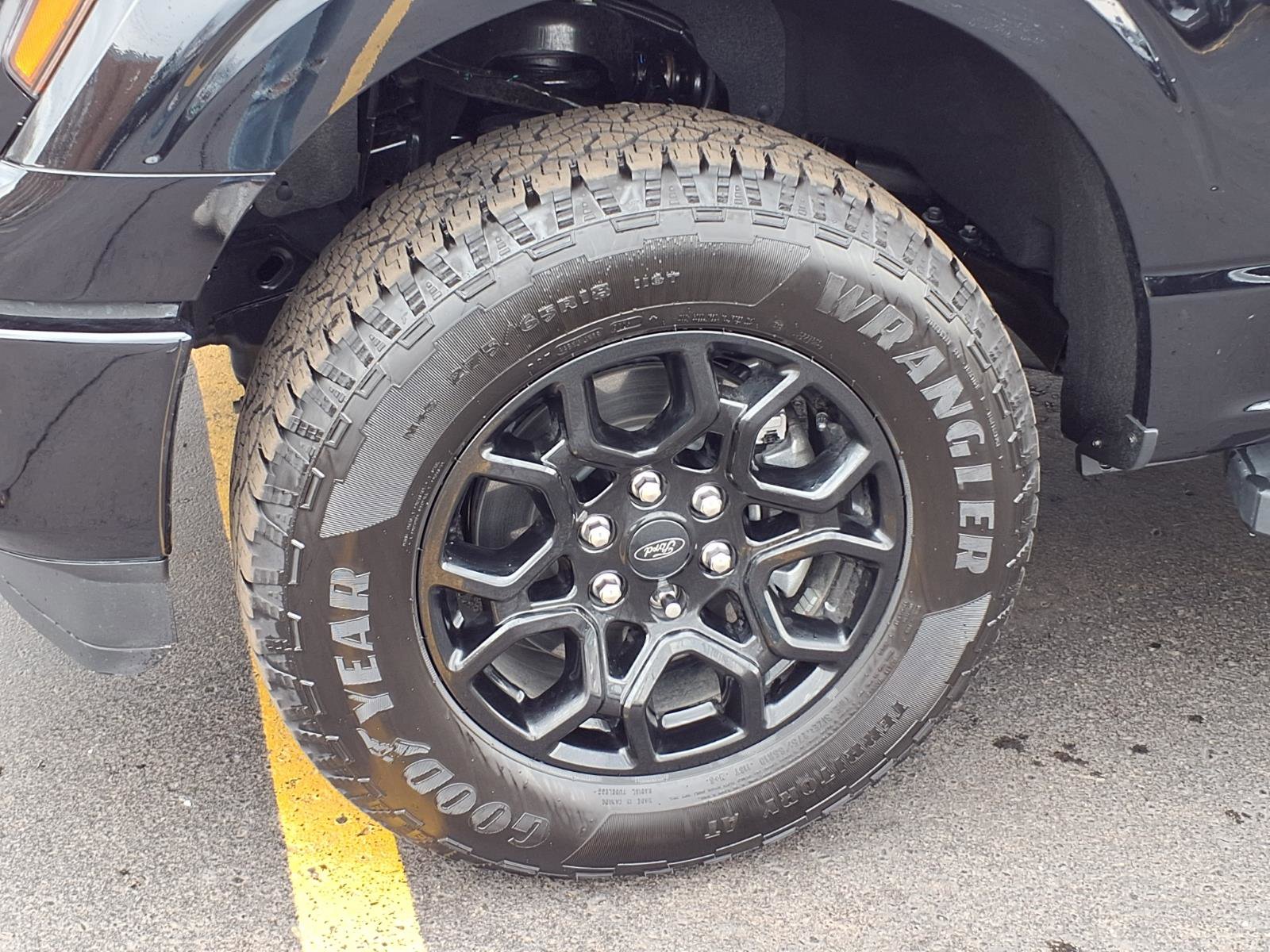 Used 2025 Ford F150 XLT w/ Equipment Group 302A MID image 27