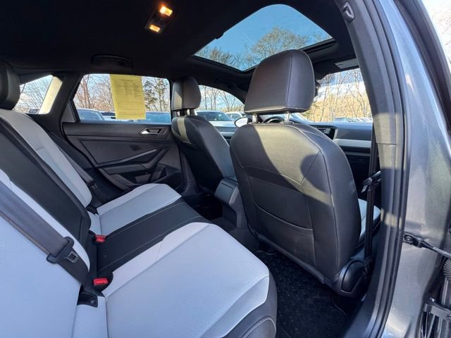 Certified 2020 Volkswagen Jetta R-Line image 22