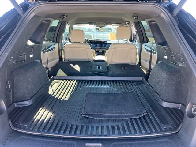 Used 2018 Cadillac XT5 FWD image 40