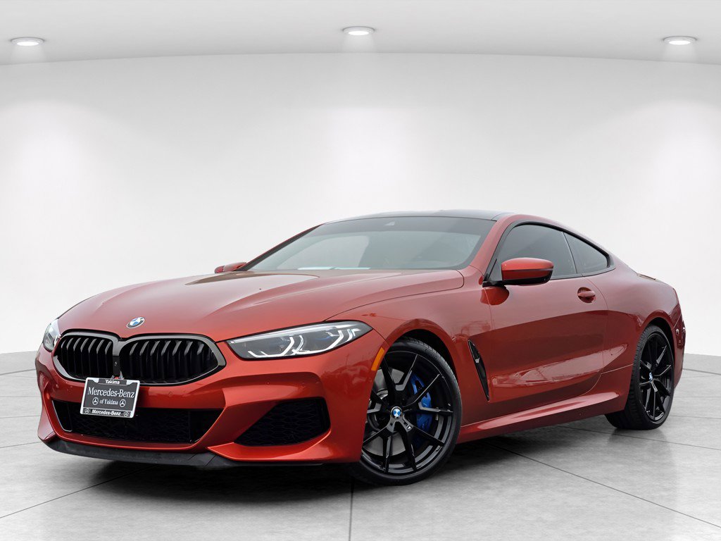 Used 2022 BMW M850i xDrive Coupe w/ Driving Assistance Package AWD/4WD image 2