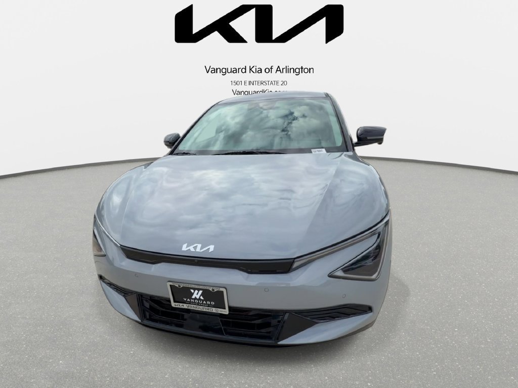 New 2026 Kia EV6 Wind RWD image 3