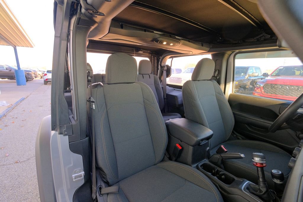 Used 2024 Jeep Wrangler Sport image 13