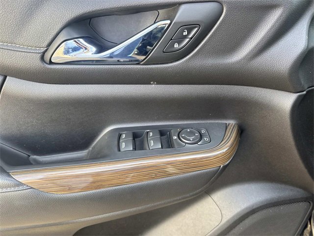 Used 2023 GMC Acadia SLE w/ Elevation Edition image 25